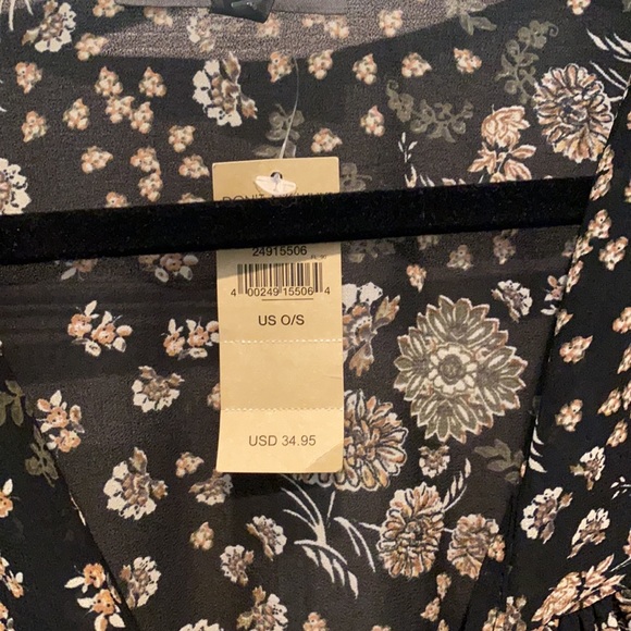 American Eagle top - Picture 2 of 3